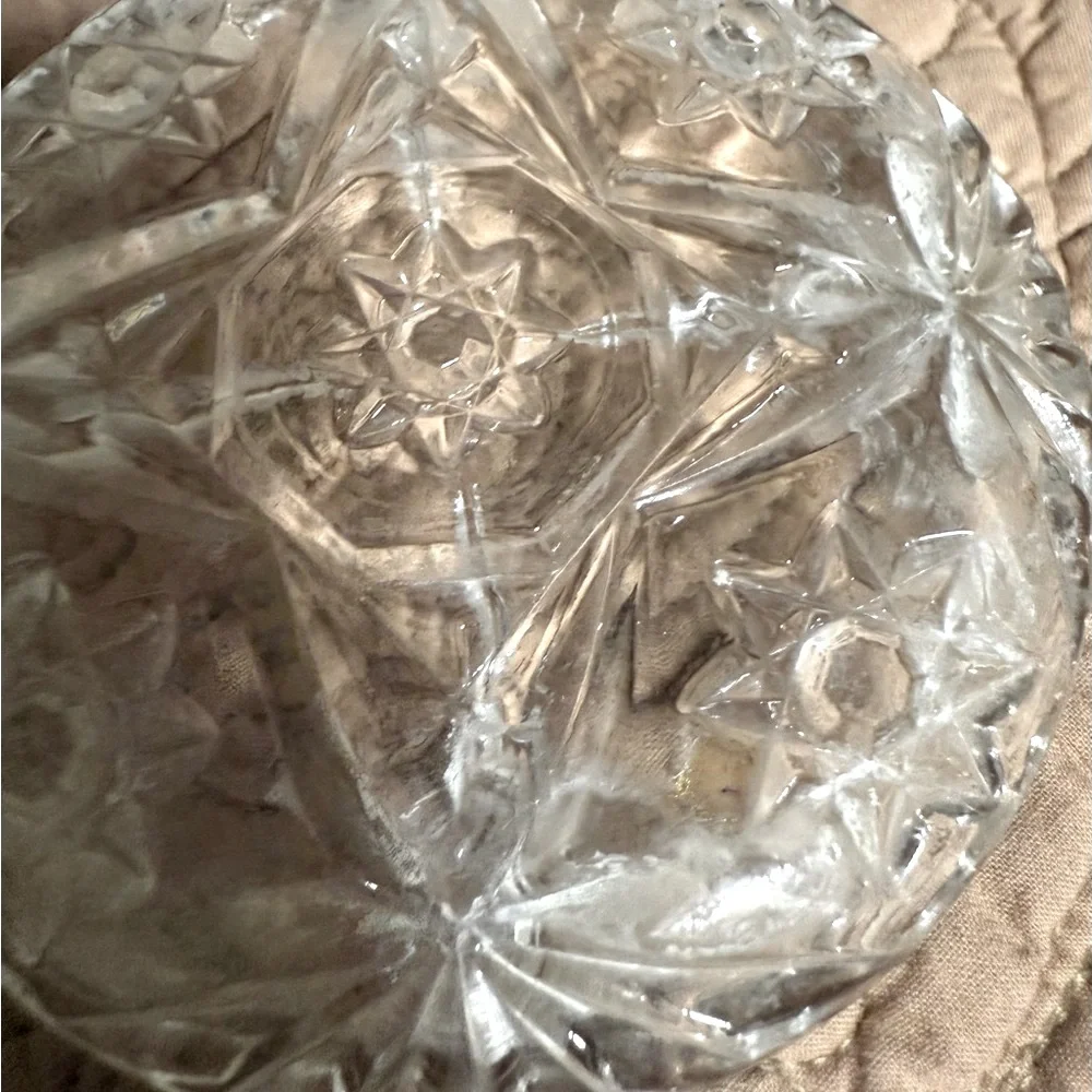 1950-1960s Vintage Anchor Hocking Prescut Star of David crystal glass bowl
